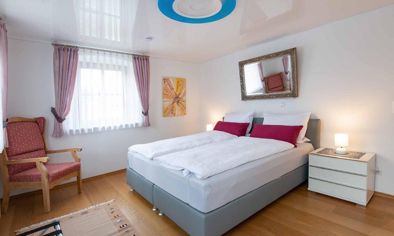 Ferienwohnung Nesselbachtal นอยชตัดท์ อัน เดอ ไอส์ช ภายนอก รูปภาพ
