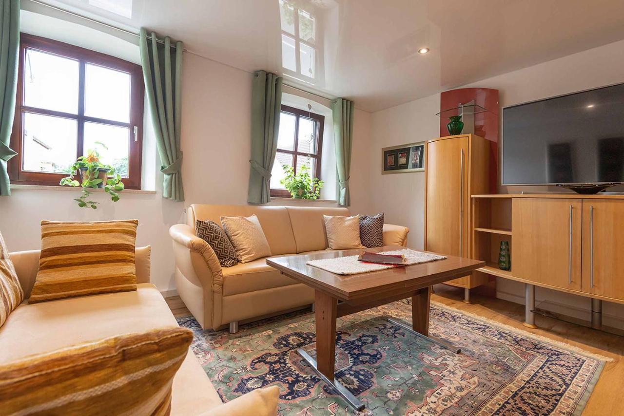 Ferienwohnung Nesselbachtal นอยชตัดท์ อัน เดอ ไอส์ช ภายนอก รูปภาพ